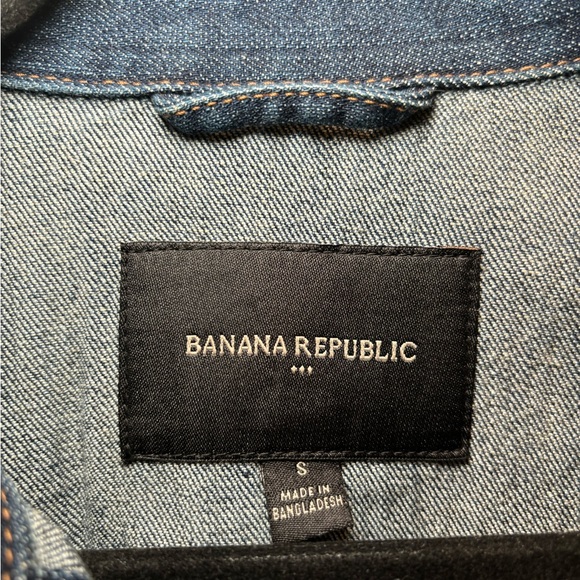 Banana Republic Jean jacket - Picture 4 of 5